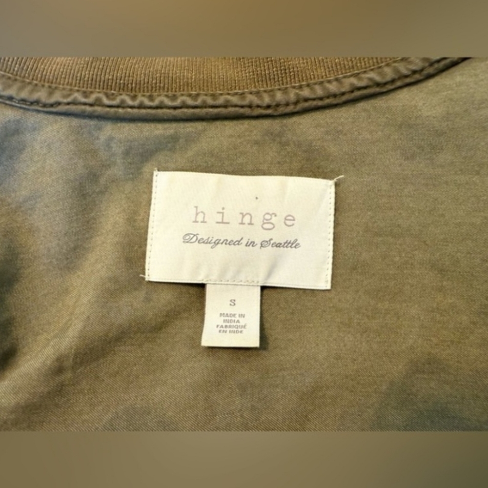 Hinge Olive Bomber Jacket. Women’s Size Small. - Picture 3 of 8